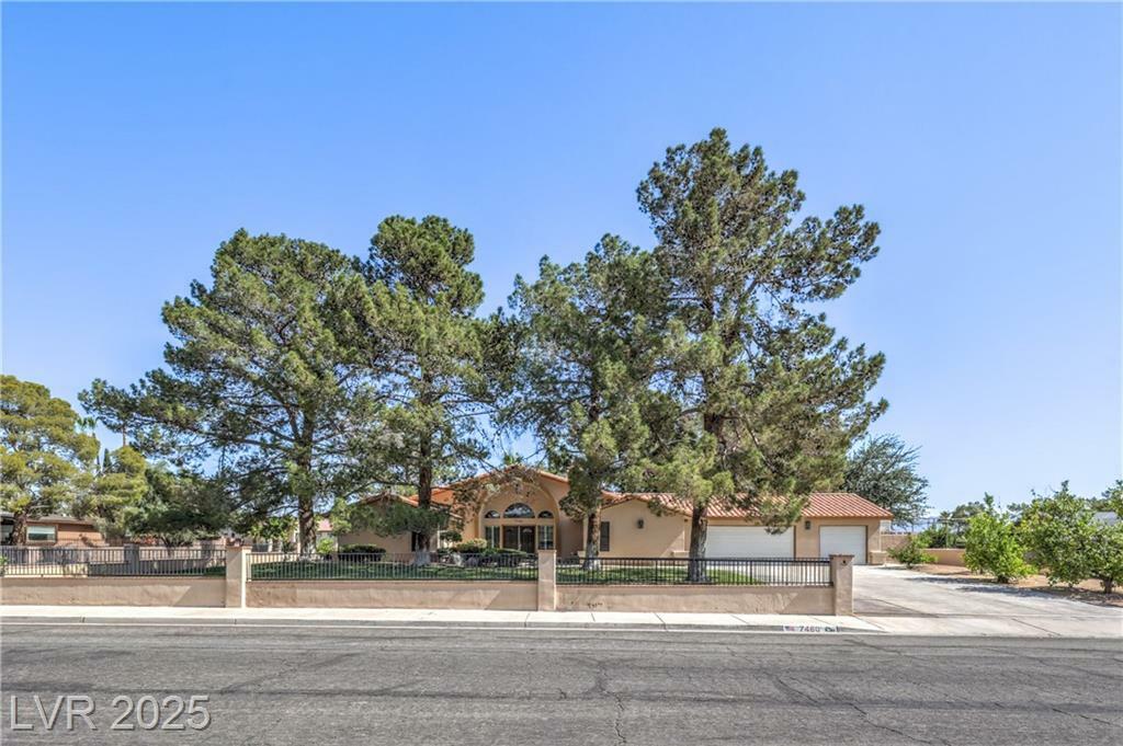 7460 Buckskin Avenue  Las Vegas NV 89129 photo