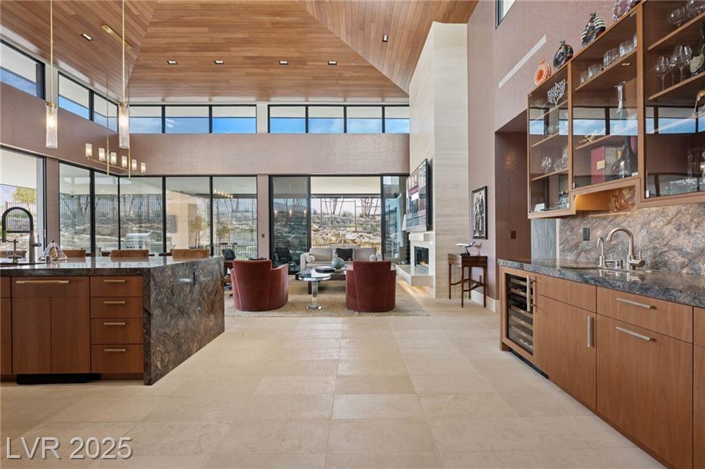 Property Photo: 11707 Discovery Canyon Drive NV 89135