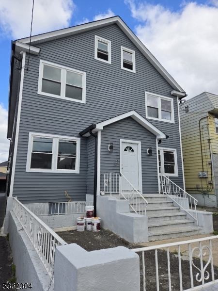 1056 Kilsyth Rd 1L  Elizabeth City NJ 07208 photo