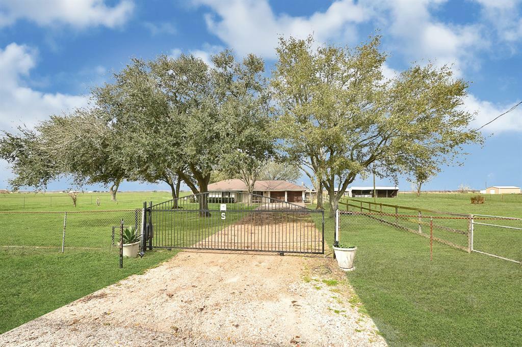 Property Photo: 6720 Kacal Road TX 77417