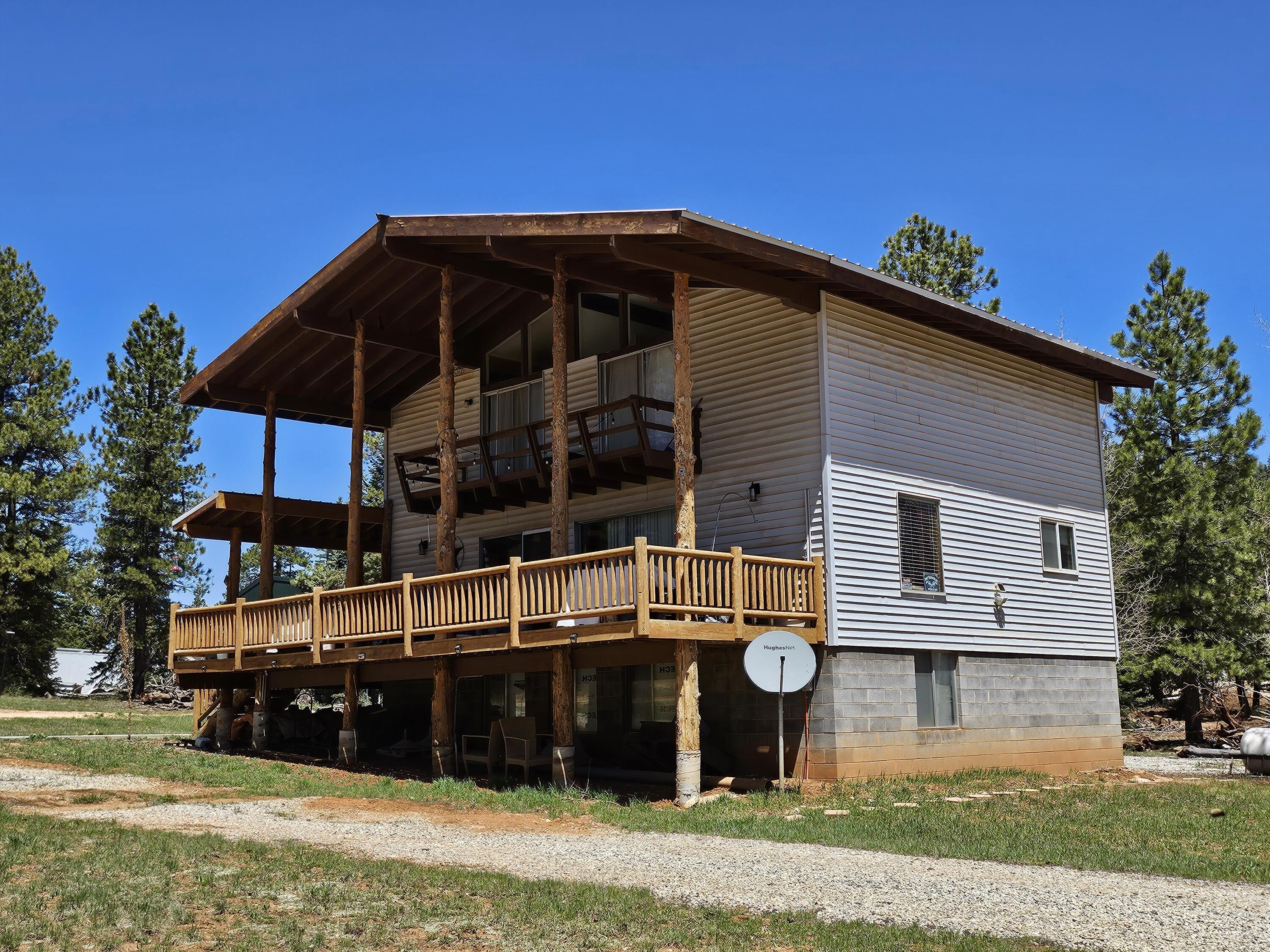Property Photo: 1330 Strawberry Point Rd UT 84762