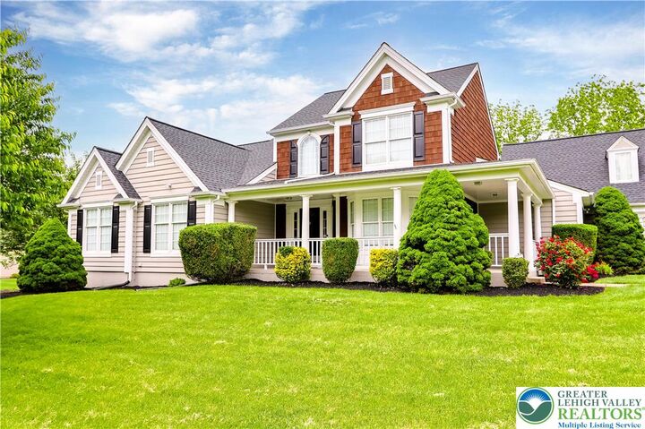 4266 Eisenhower Drive  Lower Nazareth Twp PA 18020 photo