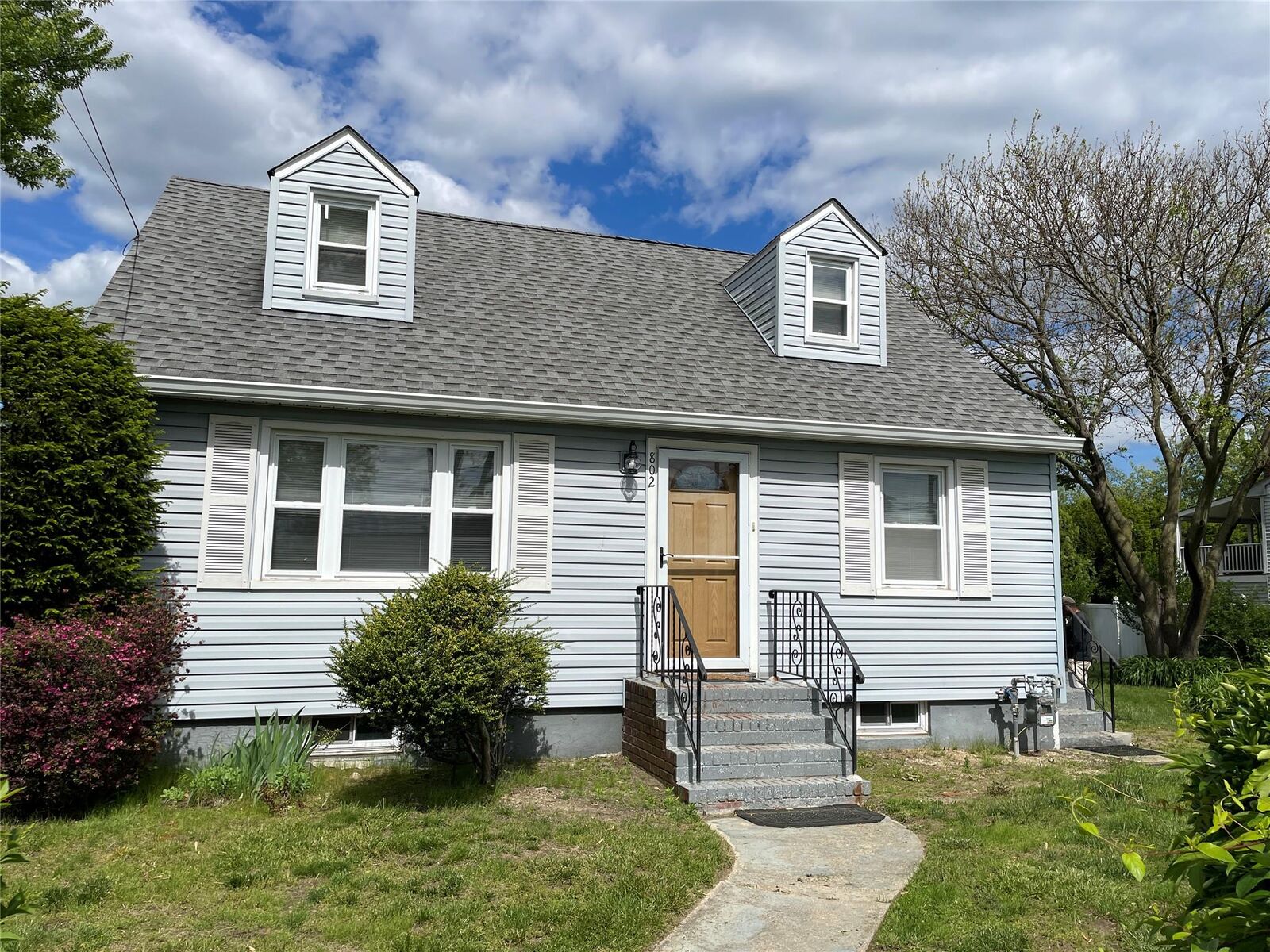 Property Photo:  802 S Broadway  NY 11757 