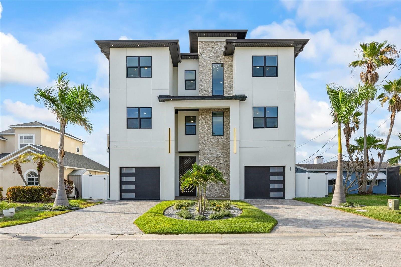 Property Photo: 820 Bay Point Drive FL 33708