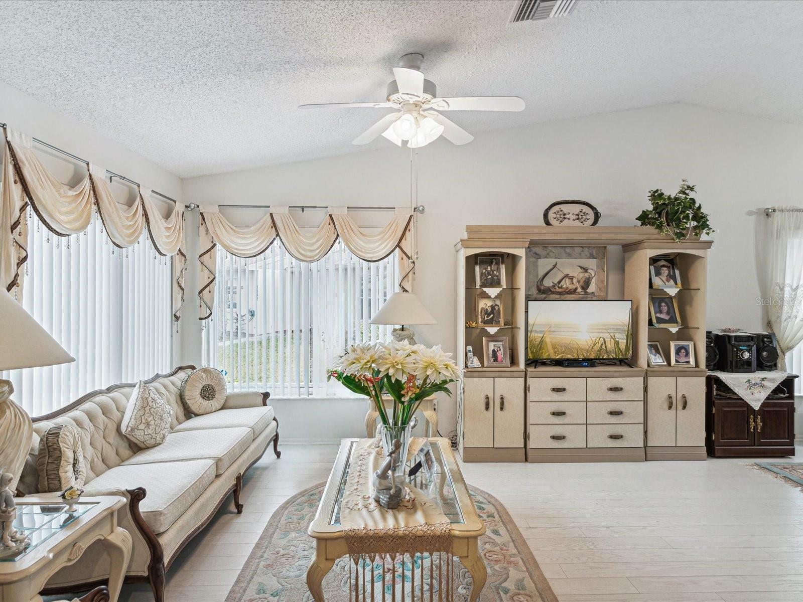 Property Photo: 3832 Sailmaker Lane 3832 FL 34691