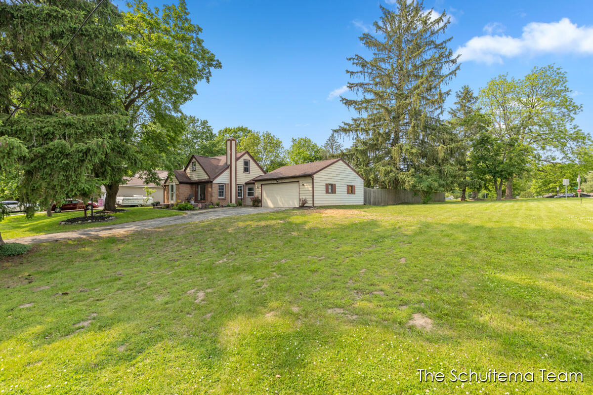 Property Photo: 4865 Aylesworth Street SE MI 49546