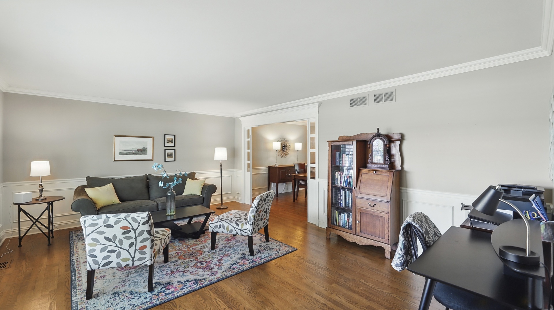 Property Photo: 533 Warwick Drive IL 60565