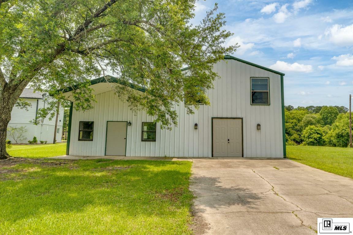 Property Photo: 2116 Bayou Darbonne Drive LA 71291
