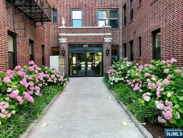 Property Photo:  855 Broad Avenue 45  NJ 07657 