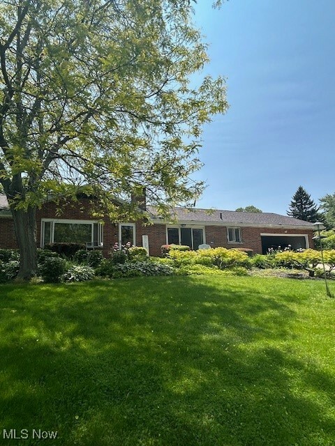 Property Photo: 3084 Killian Road OH 44685