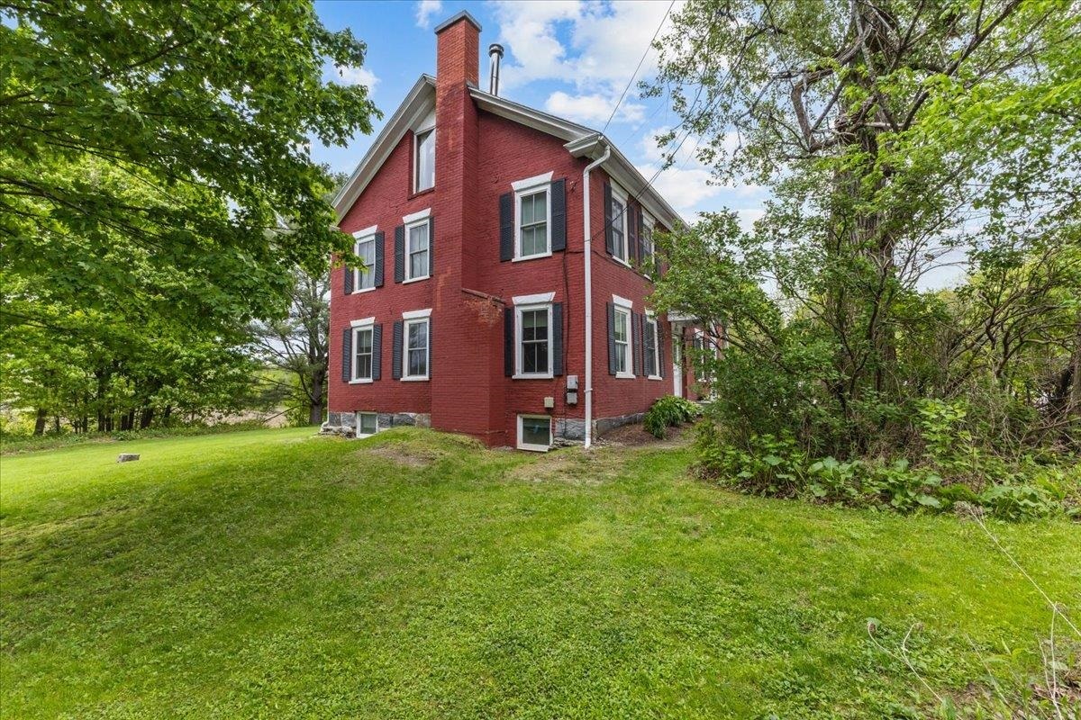 Property Photo:  2233 Pucker Street  VT 05672 