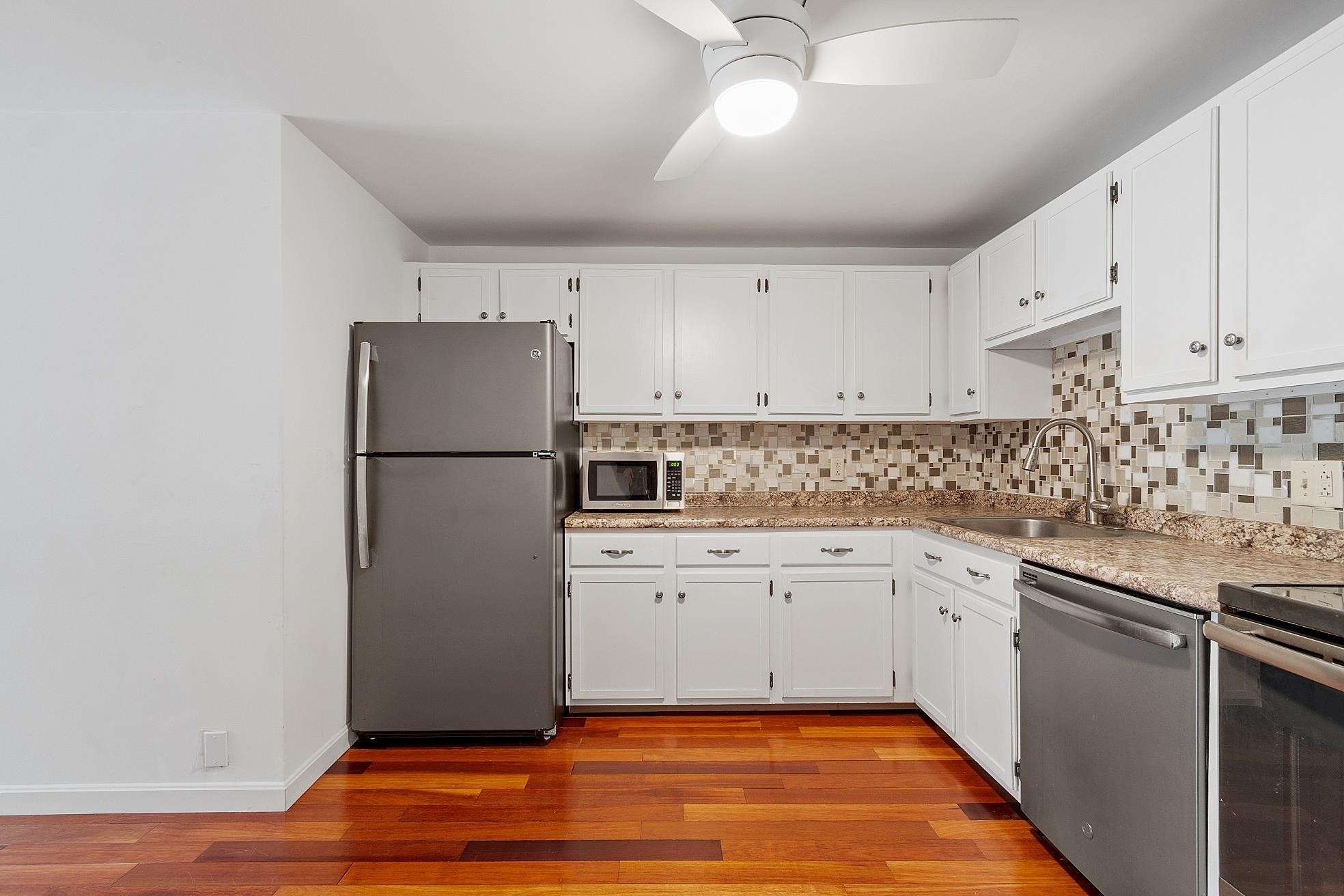 Property Photo: 809 White Cedar Boulevard NH 03801