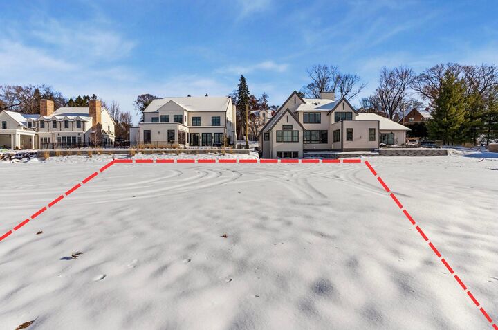 Property Photo:  104 Mississippi River Boulevard N  MN 55104 