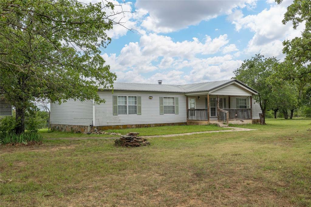 Property Photo: 624 County Road 260 TX 76455