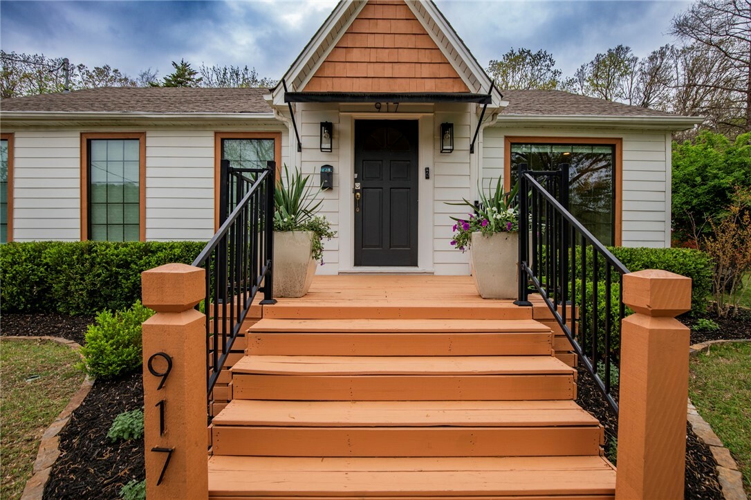Property Photo:  917 Rush Drive  AR 72701 