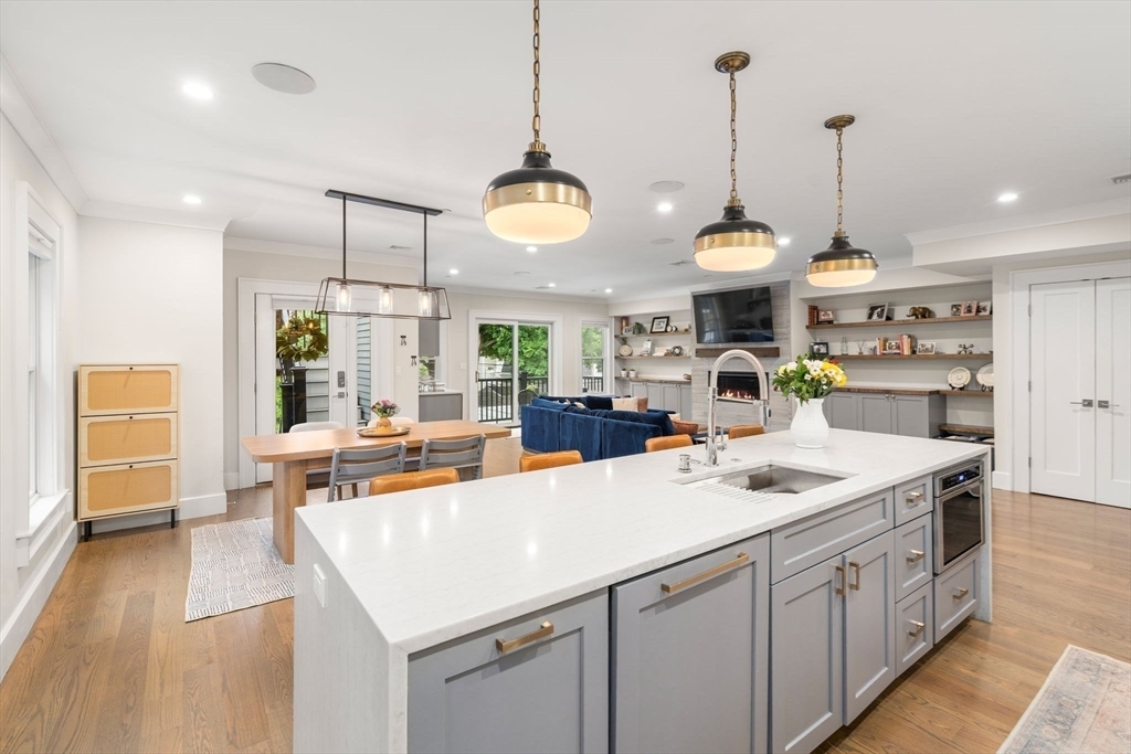 Property Photo: 654 E. 7th 3 MA 02127