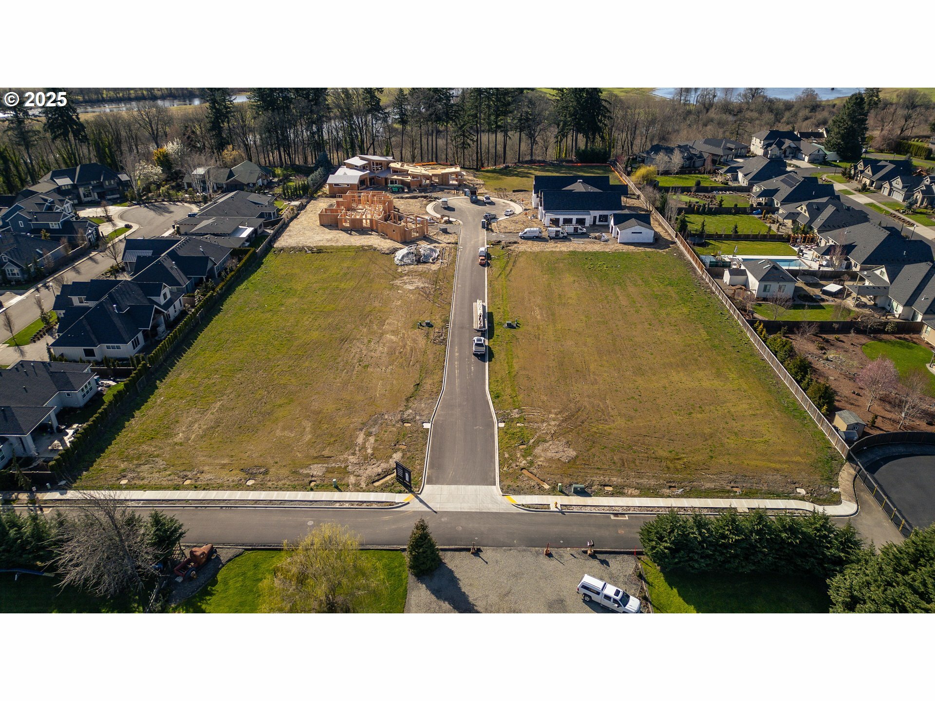 Property Photo: 5616 NW 146th Cir Lot 1 WA 98685