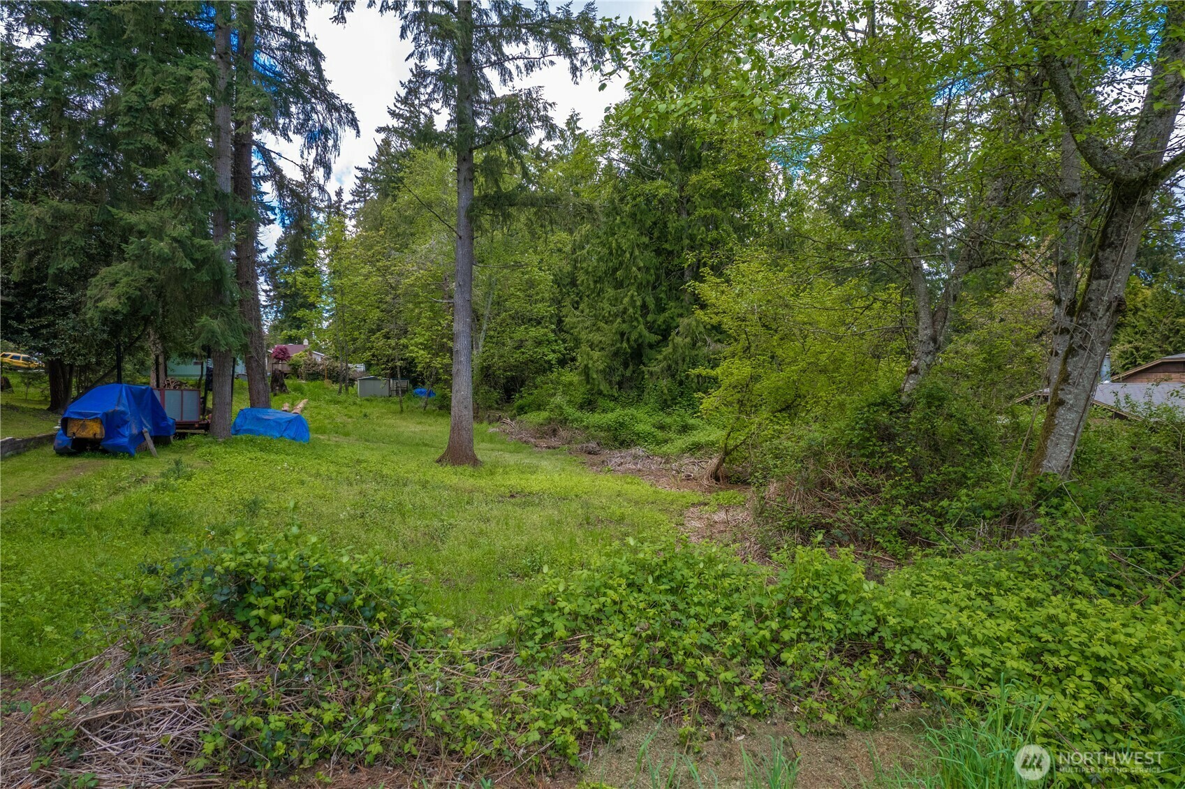 Property Photo: 19506 56th Street E WA 98391