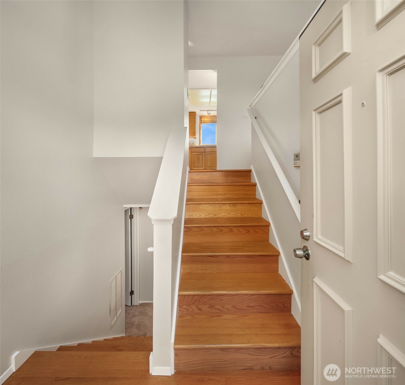 Property Photo:  2812 SE 18th Place  WA 98058 