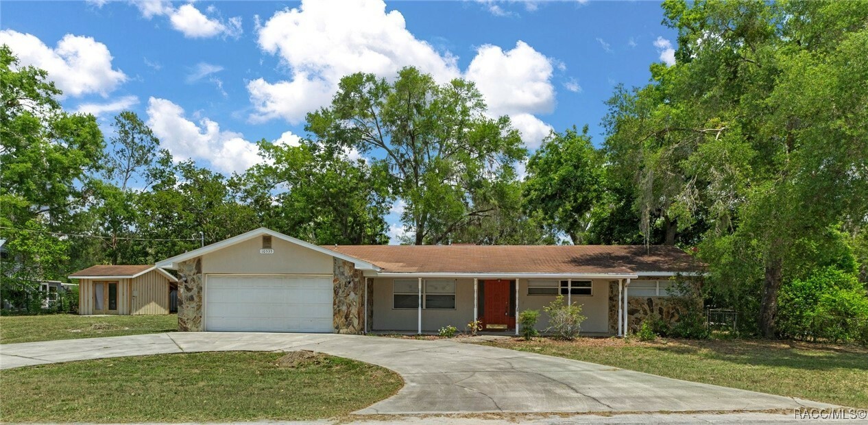 Property Photo: 10535 E Gobbler Drive FL 34436
