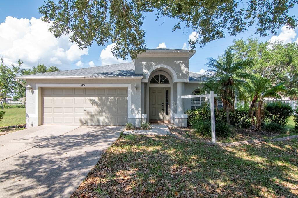 Property Photo:  4309 Balington Drive  FL 33596 