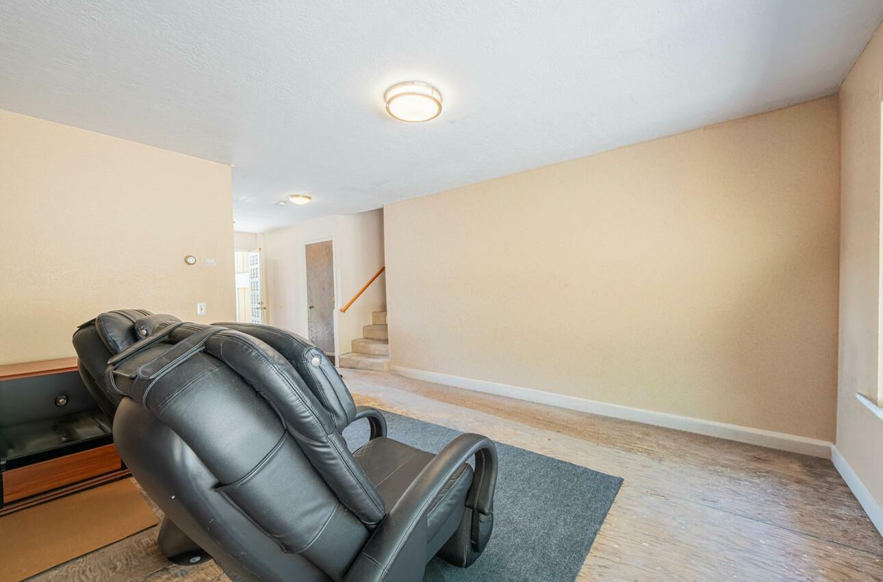 Property Photo: 18105 Wylie Hill Lane CA 93907
