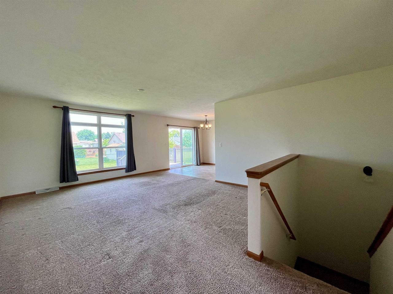 Property Photo: 1520 Redwood Drive WI 53546