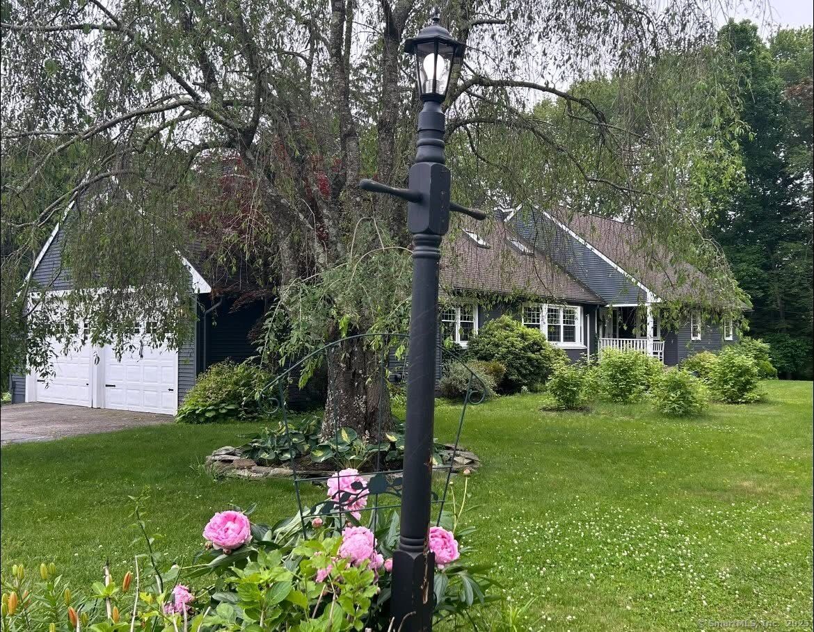 Property Photo:  238 Church Street  CT 06234 