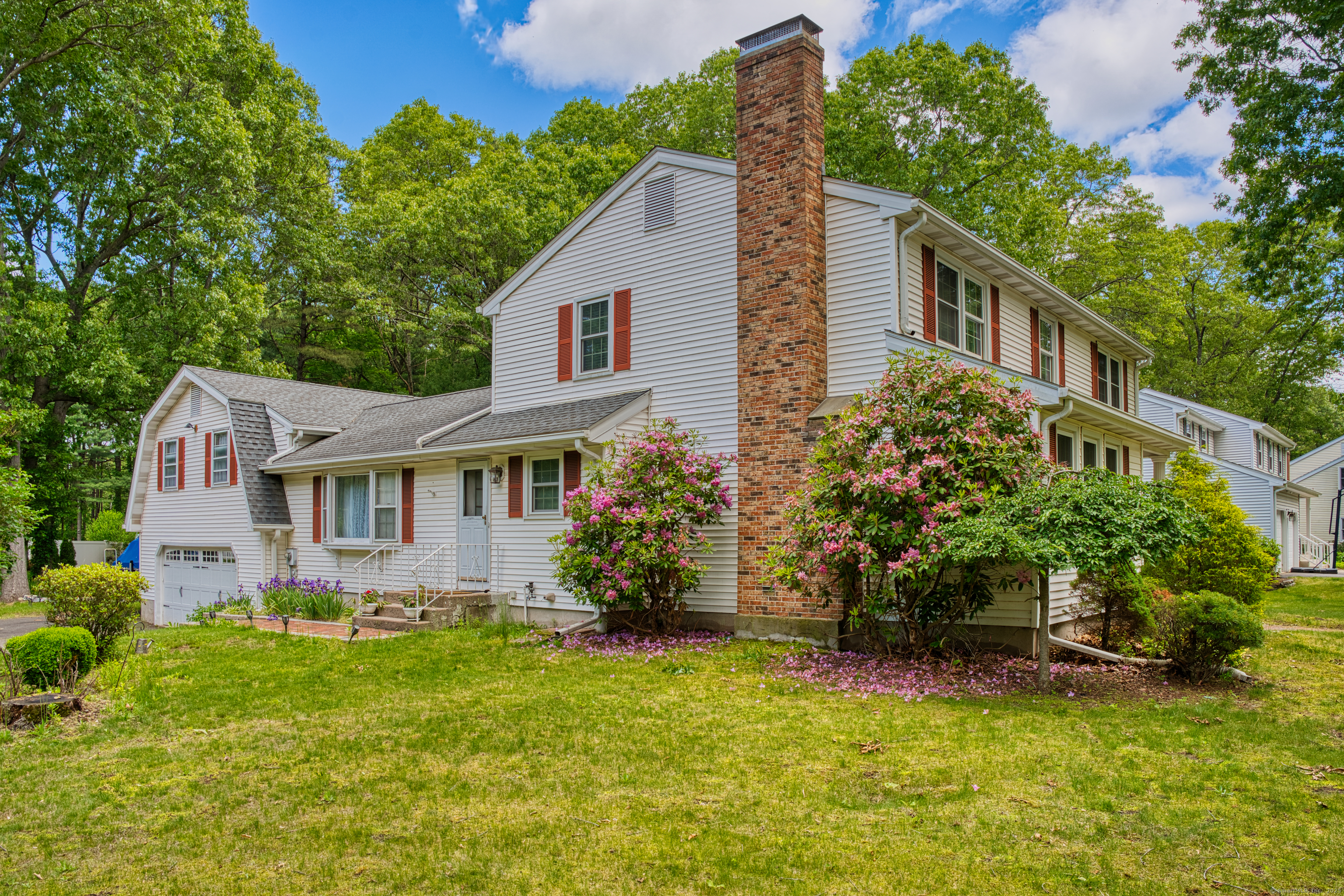 Property Photo:  26 Lighthouse Hill Road  CT 06095 