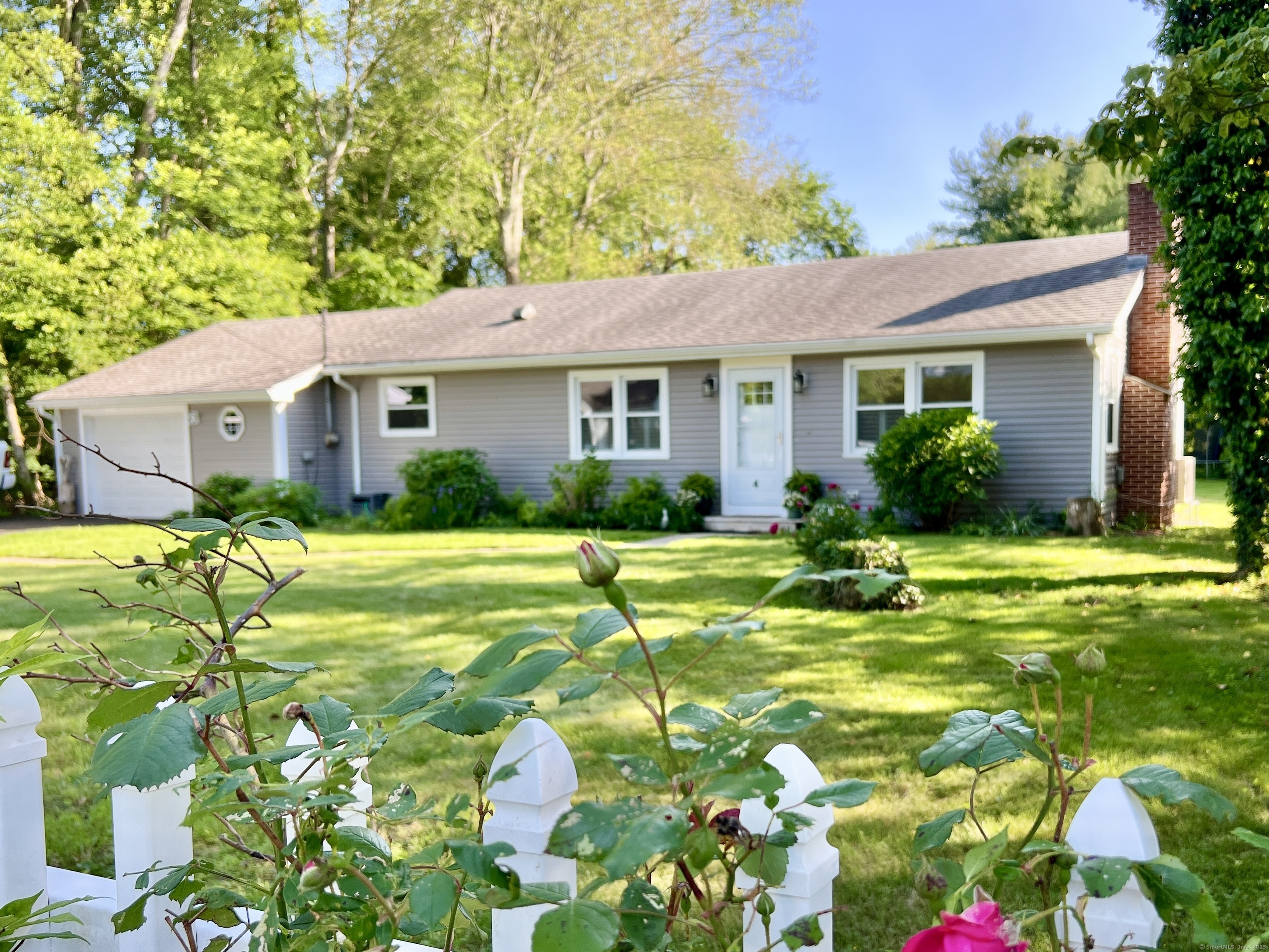 Property Photo: 4 Hillside Road CT 06371