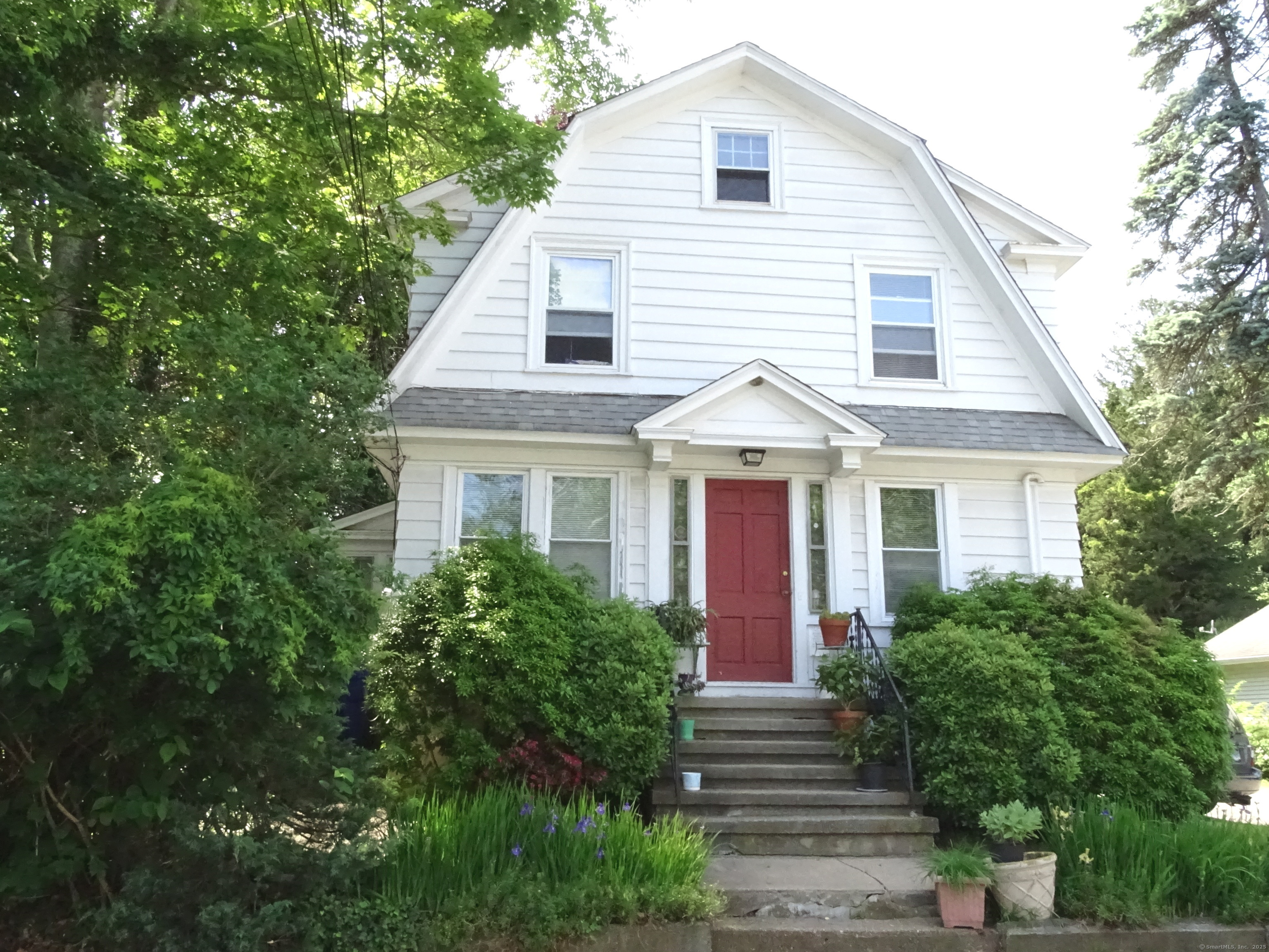 Property Photo: 46 Chestnut Street CT 06405