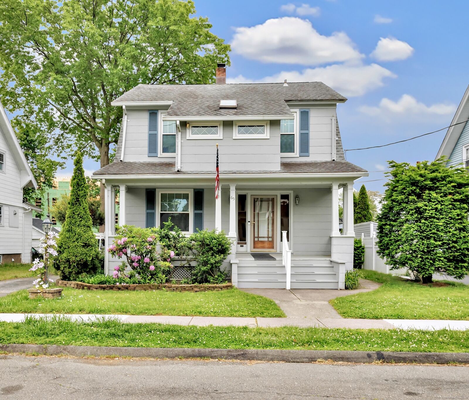 Property Photo: 65 Kings College Place CT 06615