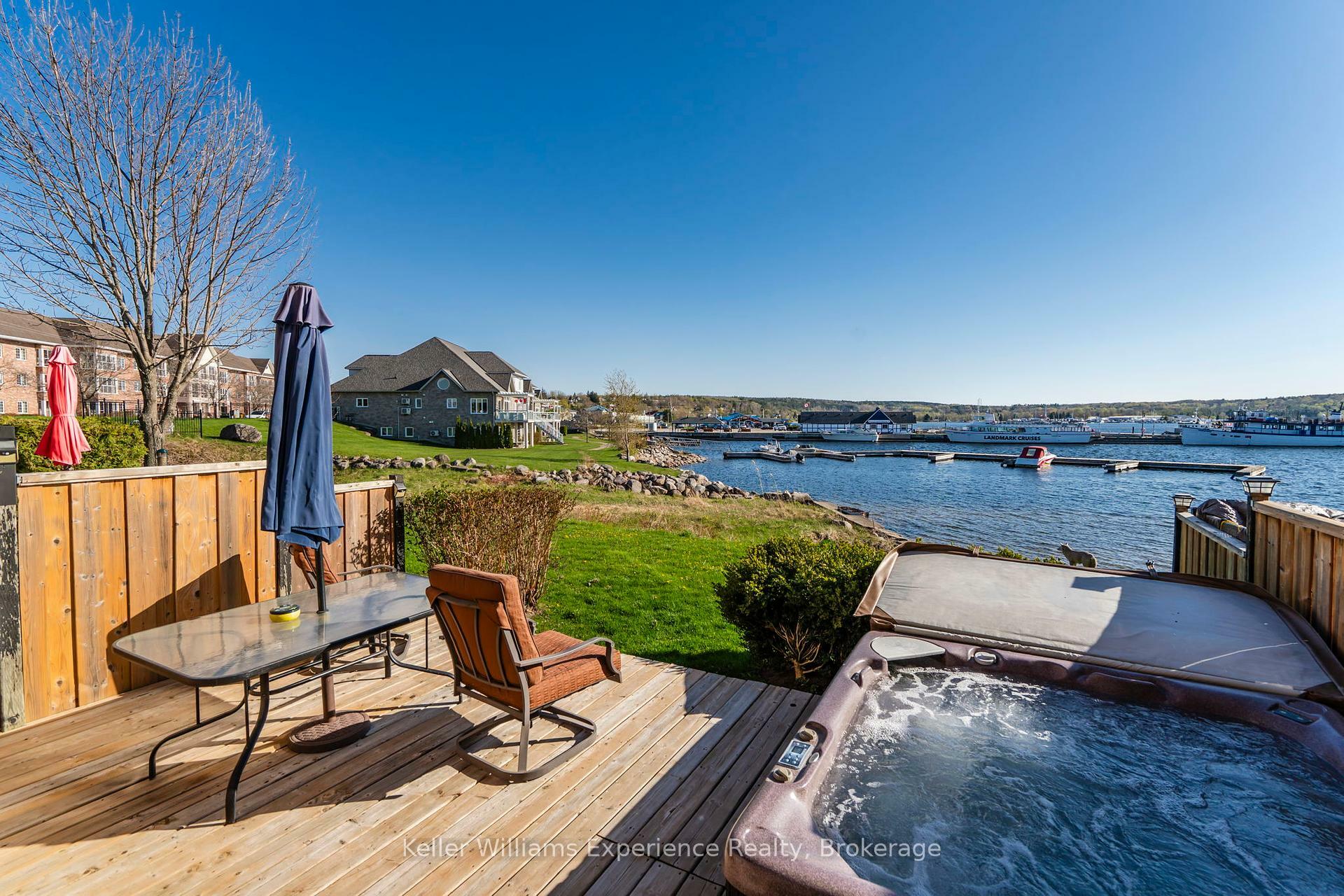 Property Photo: 4 Beck Boulevard 4 ON L9M 2H3
