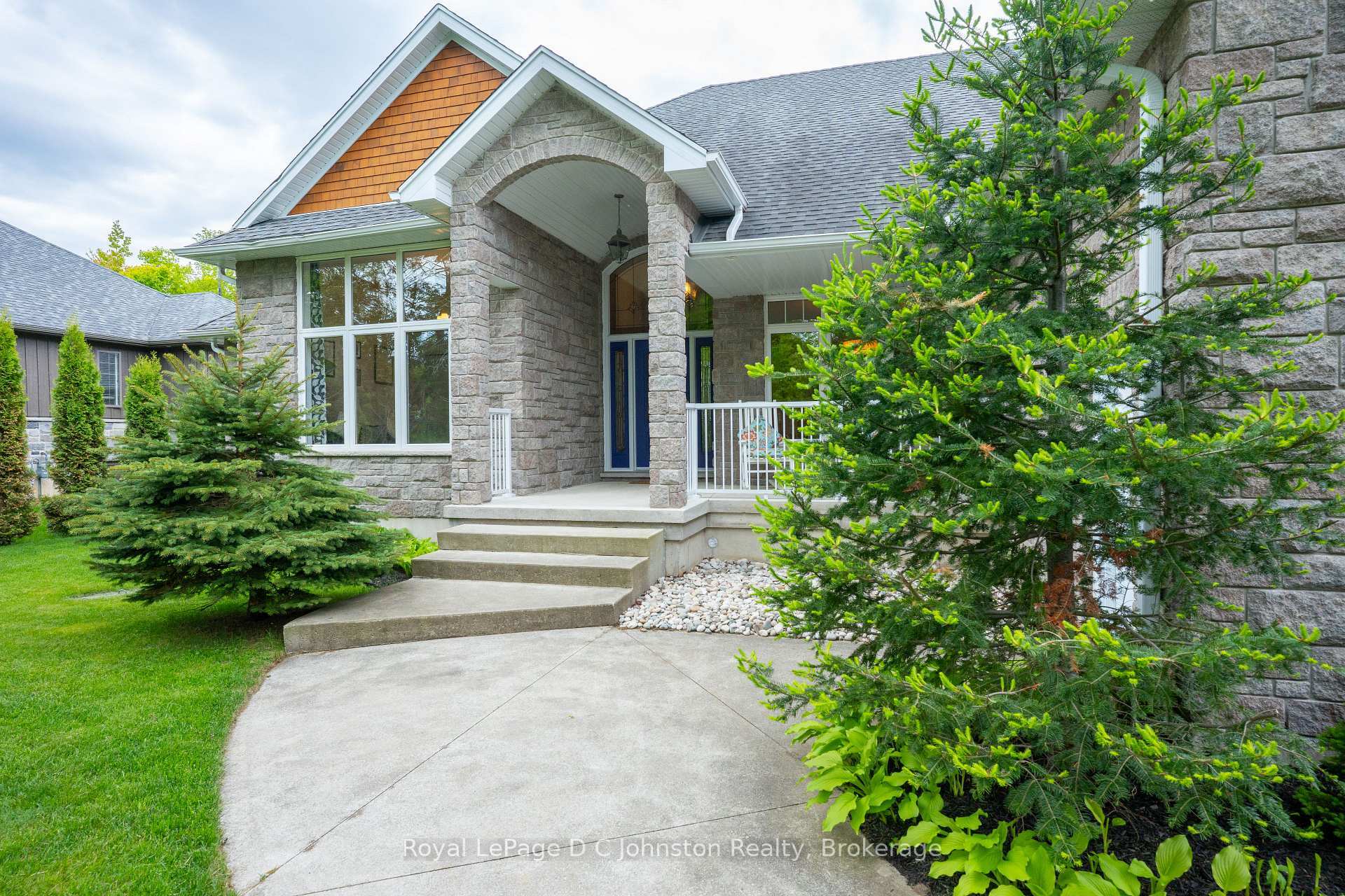 Property Photo: 32 Pegasus Trails N/A ON N0H 2C6