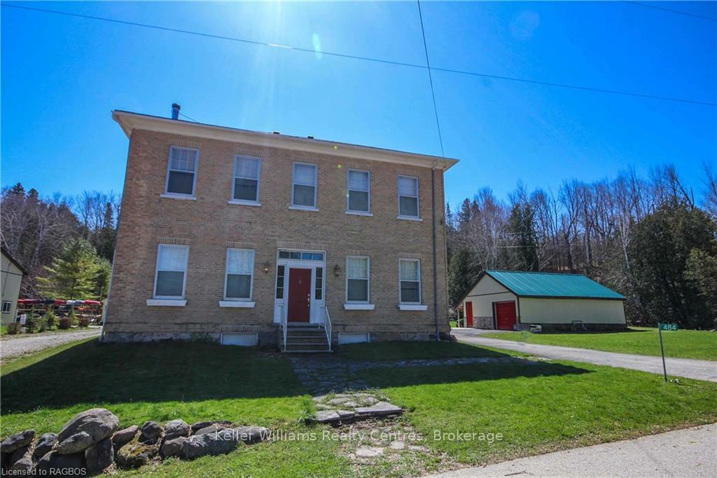 Property Photo: 484 Carlisle Street ON N0H 2L0