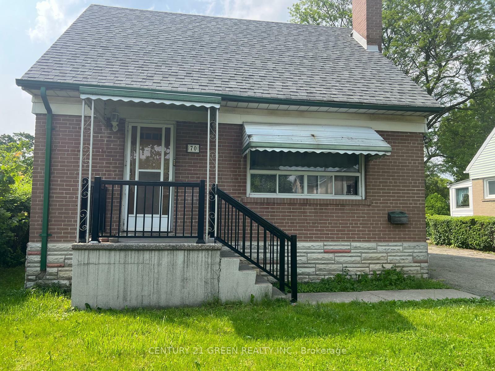 70 McCaul Street  Brampton ON L6V 1J3 photo
