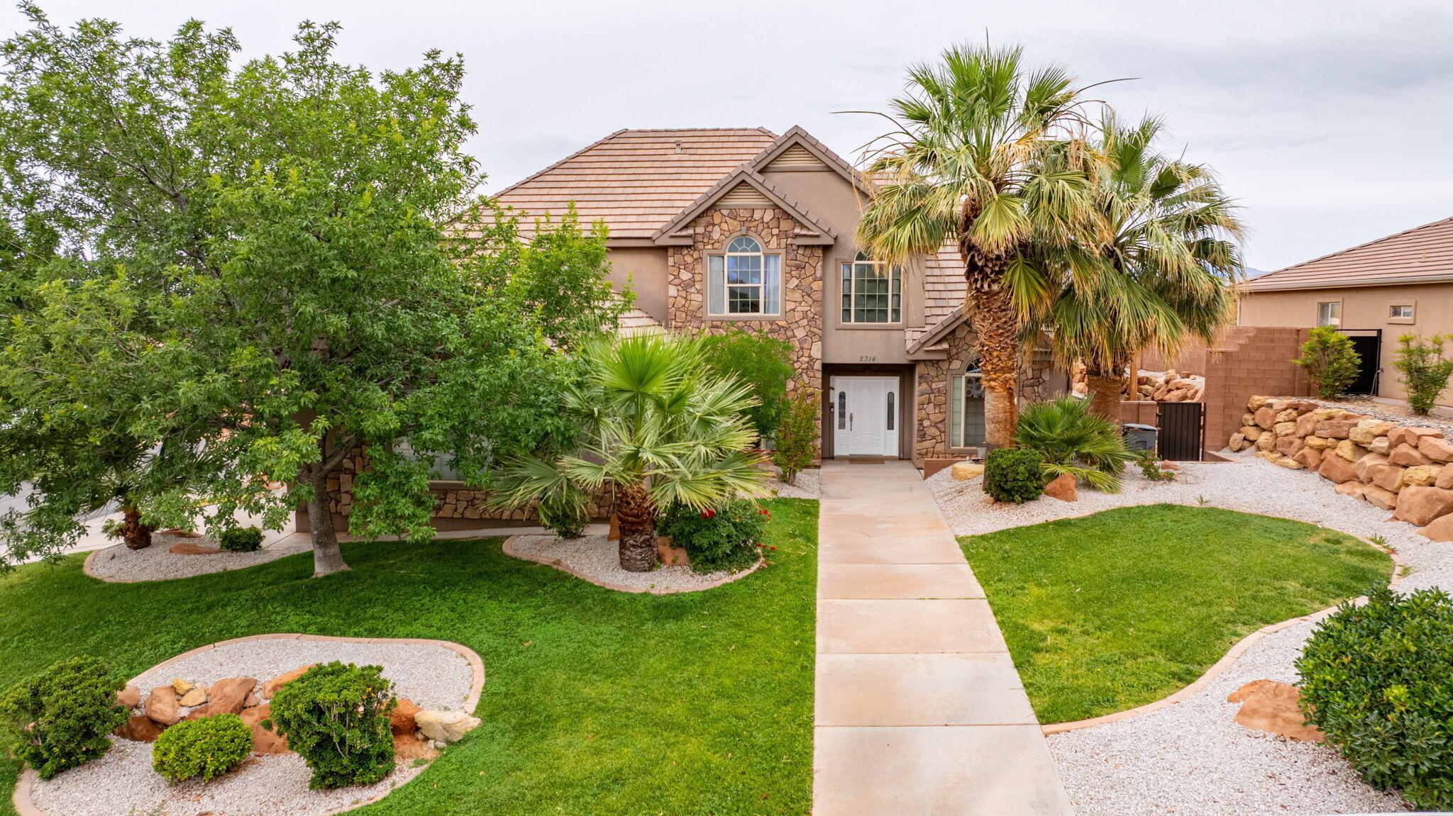 Property Photo: 2314 S 1880 E Cir UT 84790