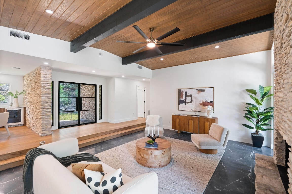 Property Photo: 3403 Cascadera Drive TX 78731