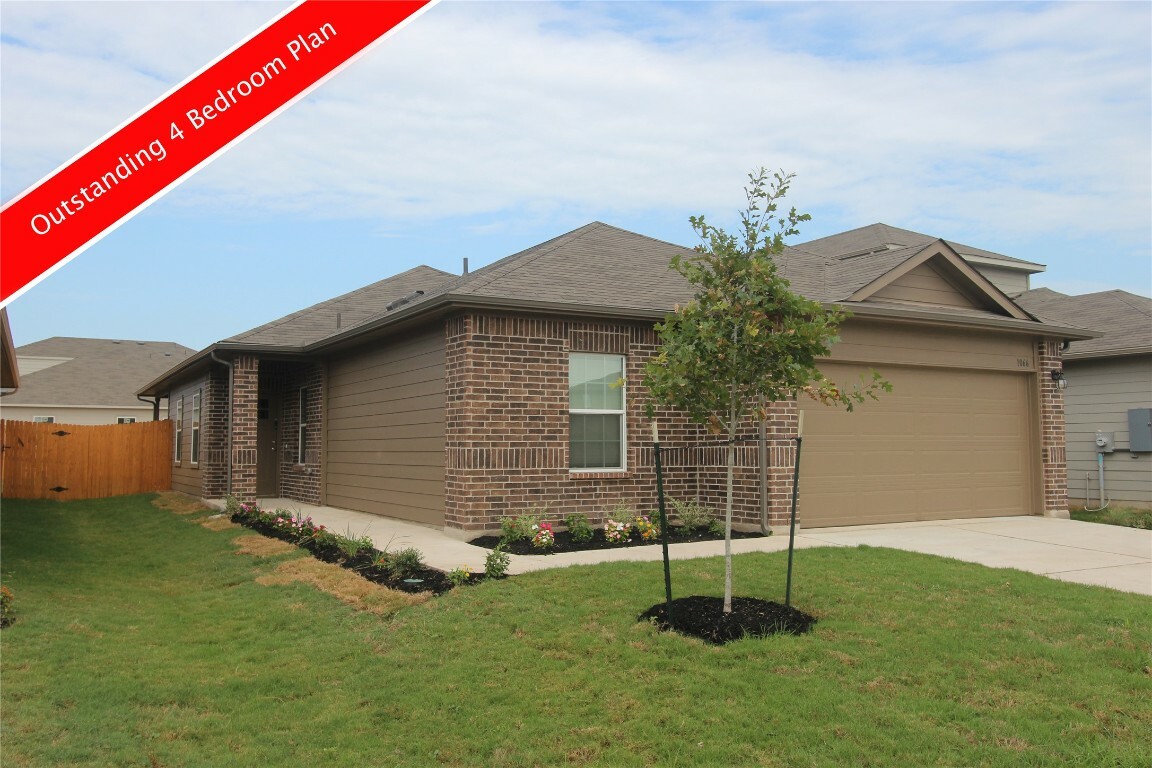 Property Photo: 1066 Gaelic Drive TX 78626