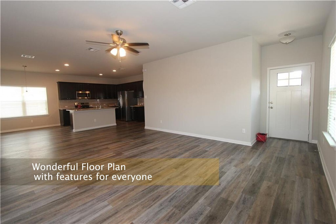 Property Photo: 1066 Gaelic Drive TX 78626