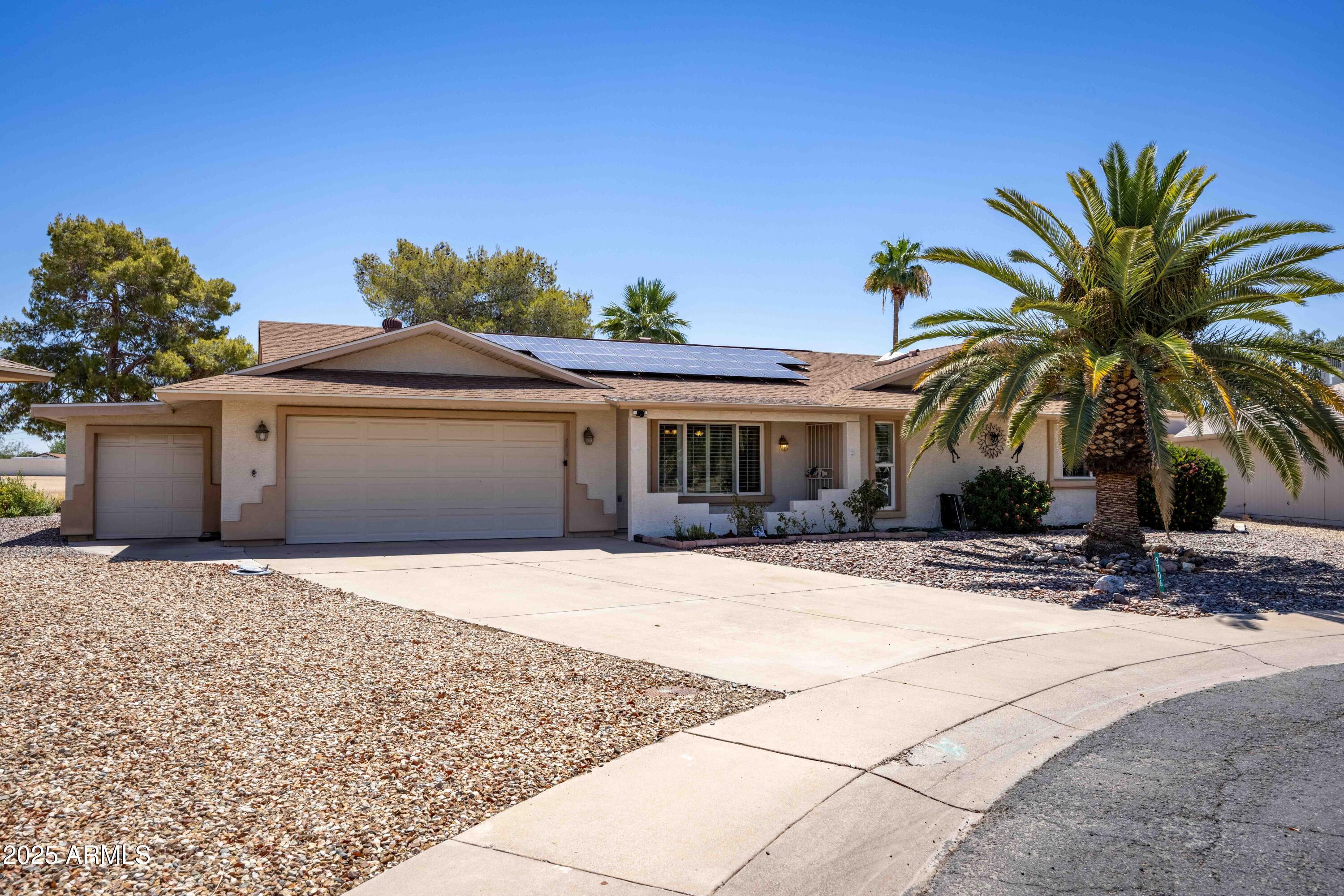 Property Photo: 9706 W Augusta Drive AZ 85351