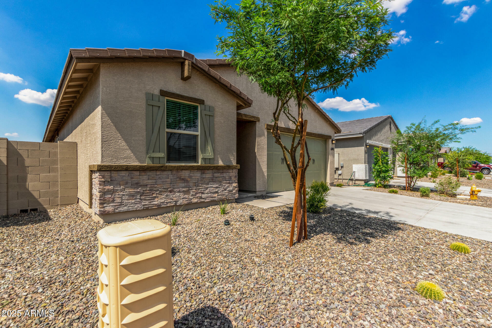 Property Photo: 6742 W Valley View Drive AZ 85339