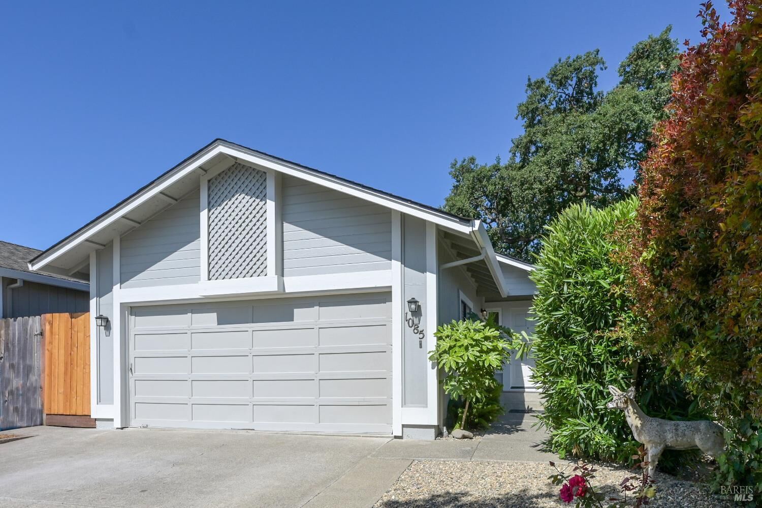 Property Photo: 1085 Stanislaus Way CA 95401