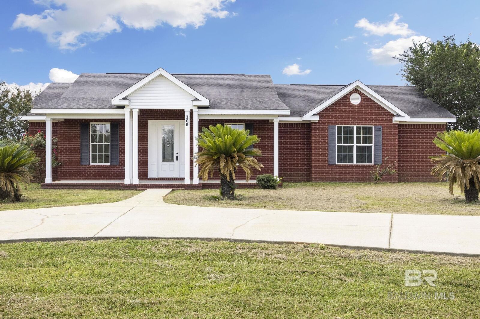 Property Photo:  309 Burlington Street  AL 36502 