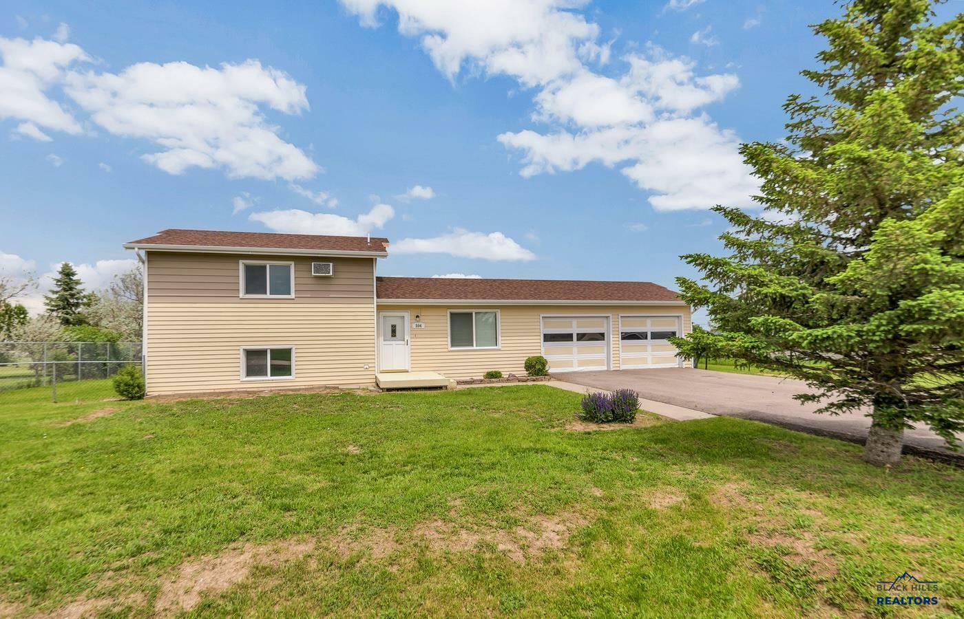 Property Photo:  504 Swallow Dr  SD 57719 