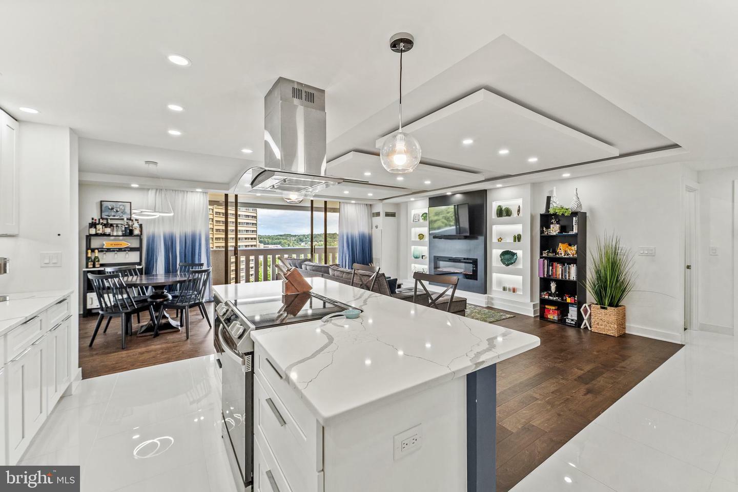 Property Photo: 6101 Edsall Road 1111 VA 22304