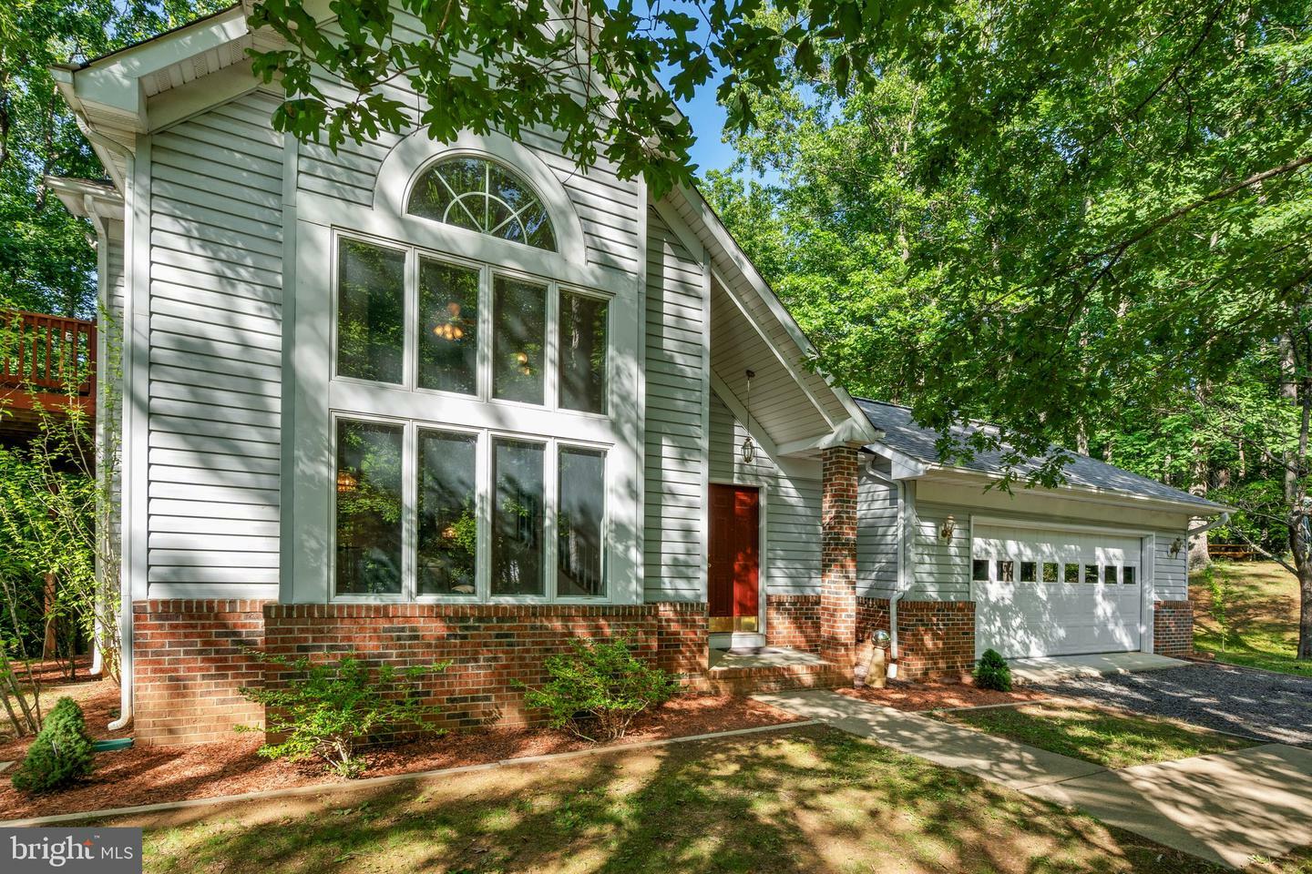 Property Photo: 11115 Orlean Vista Drive VA 20115