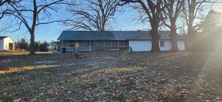 Property Photo: 16373 Hwy 5 South AR 72658