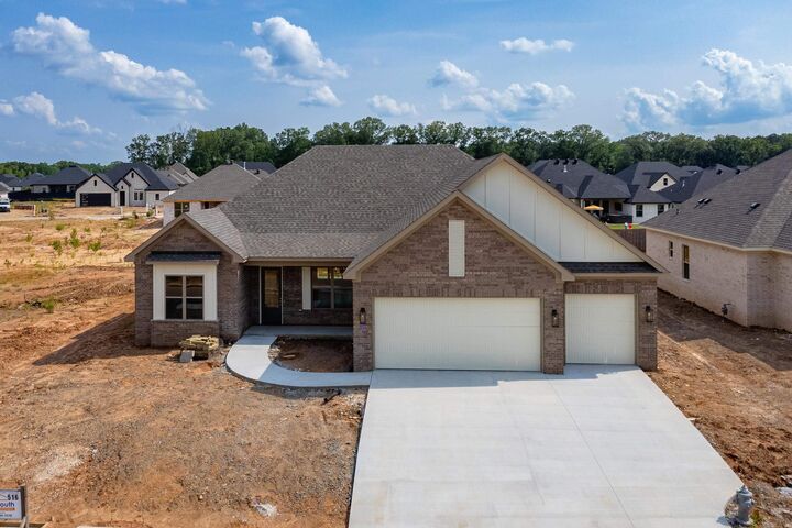 516 Corondelet Lane  Maumelle AR 72113 photo