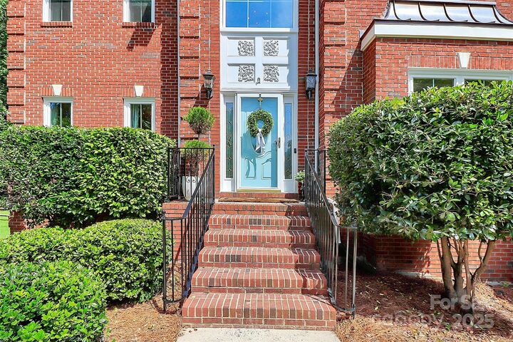 Property Photo: 655 Powder Horn Lane NC 28079